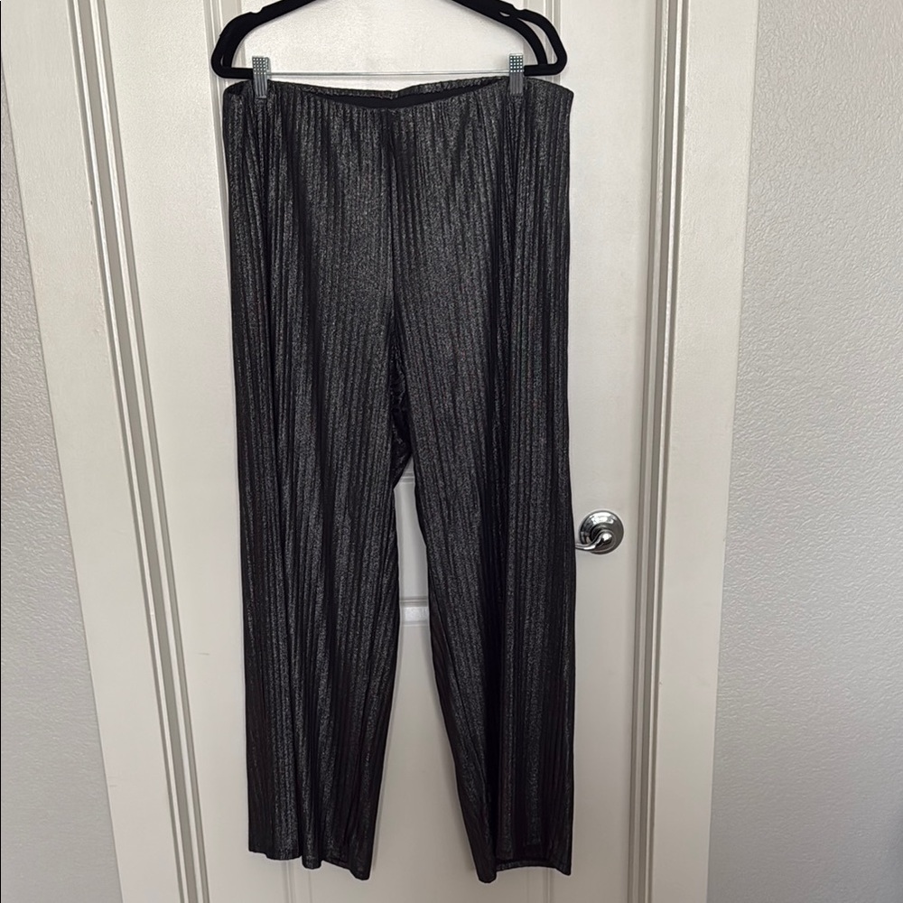🖤🩶NEW Torrid Black/Silver Pants for Sophisticated Evenings - Picture 3 of 6